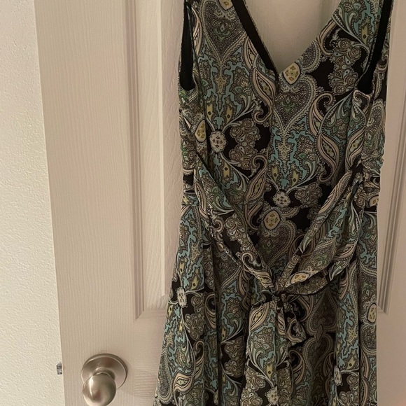 Cute Empire style sleeveless dress. Fully lined. - Picture 3 of 7